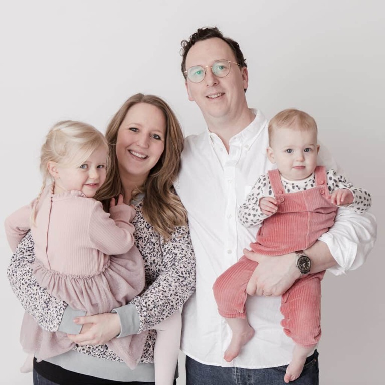 Family photography in natural studio settings, no props by London family photographer, petite feet photography based in Woodford.
Best Time of Year for Family Photos